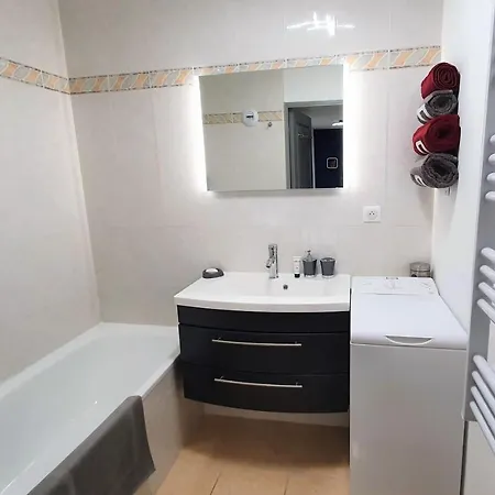 Apartment L'atalante, 2 Pieces 47m2 Renove Piscine